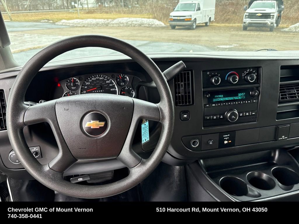 Used 2017 Chevrolet Express 2500 image 17