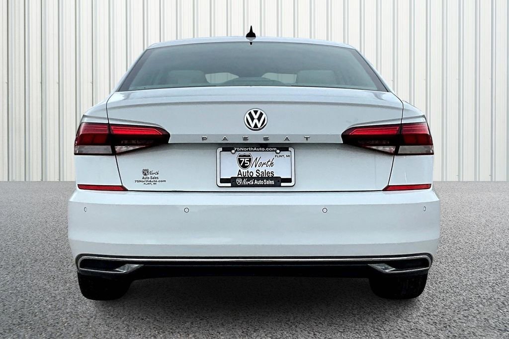 Used 2020 Volkswagen Passat 2.0T SEL FWD image 5