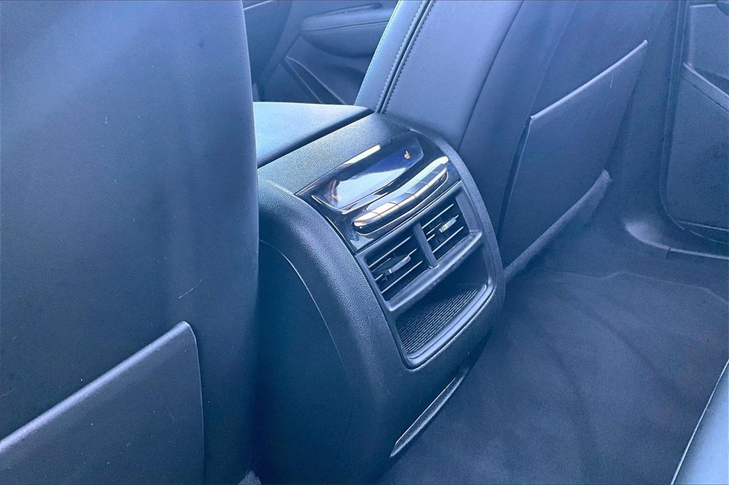 Used 2025 Cadillac XT5 Premium Luxury image 24