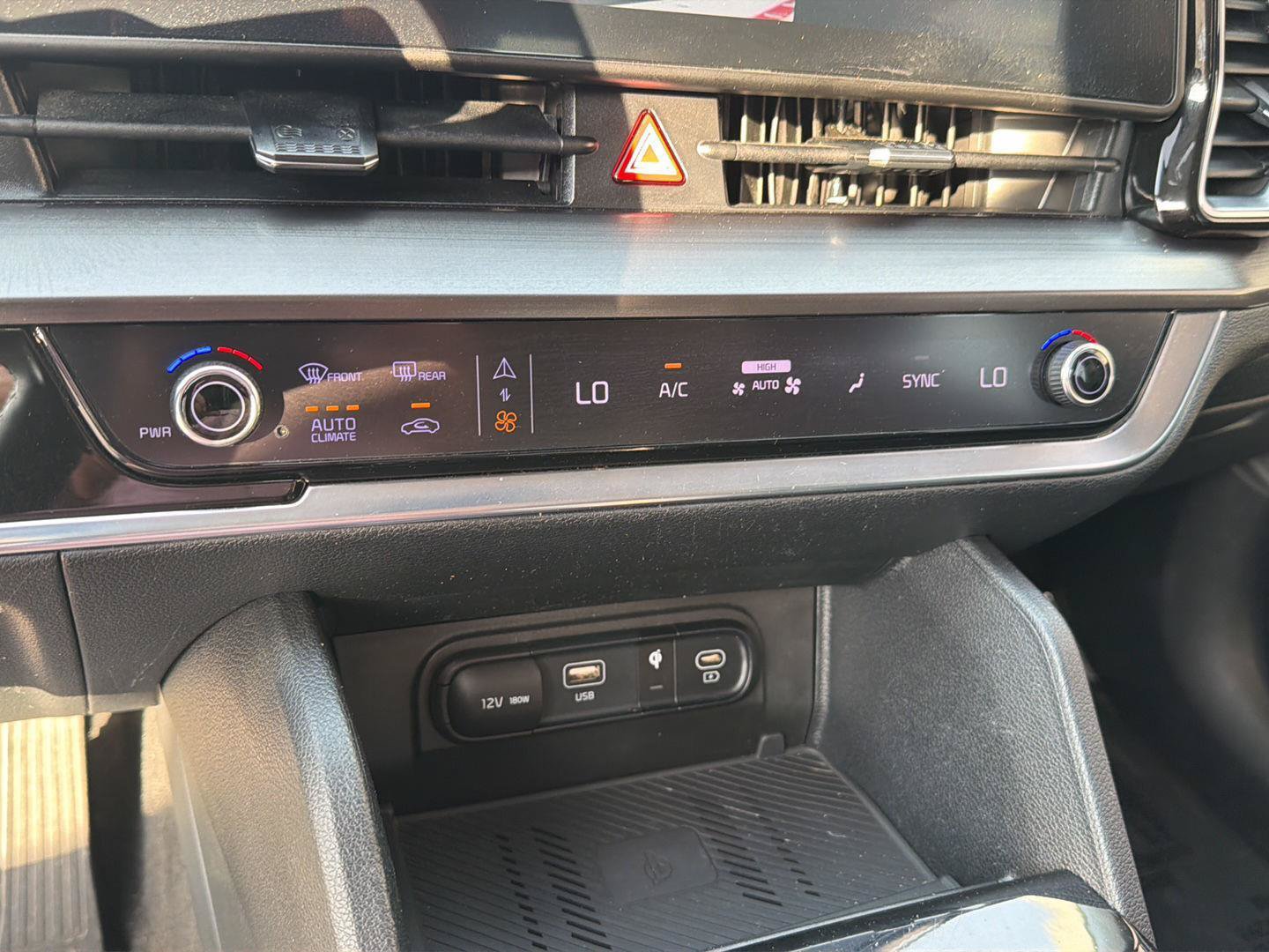 Used 2023 Kia Sportage EX FWD image 27