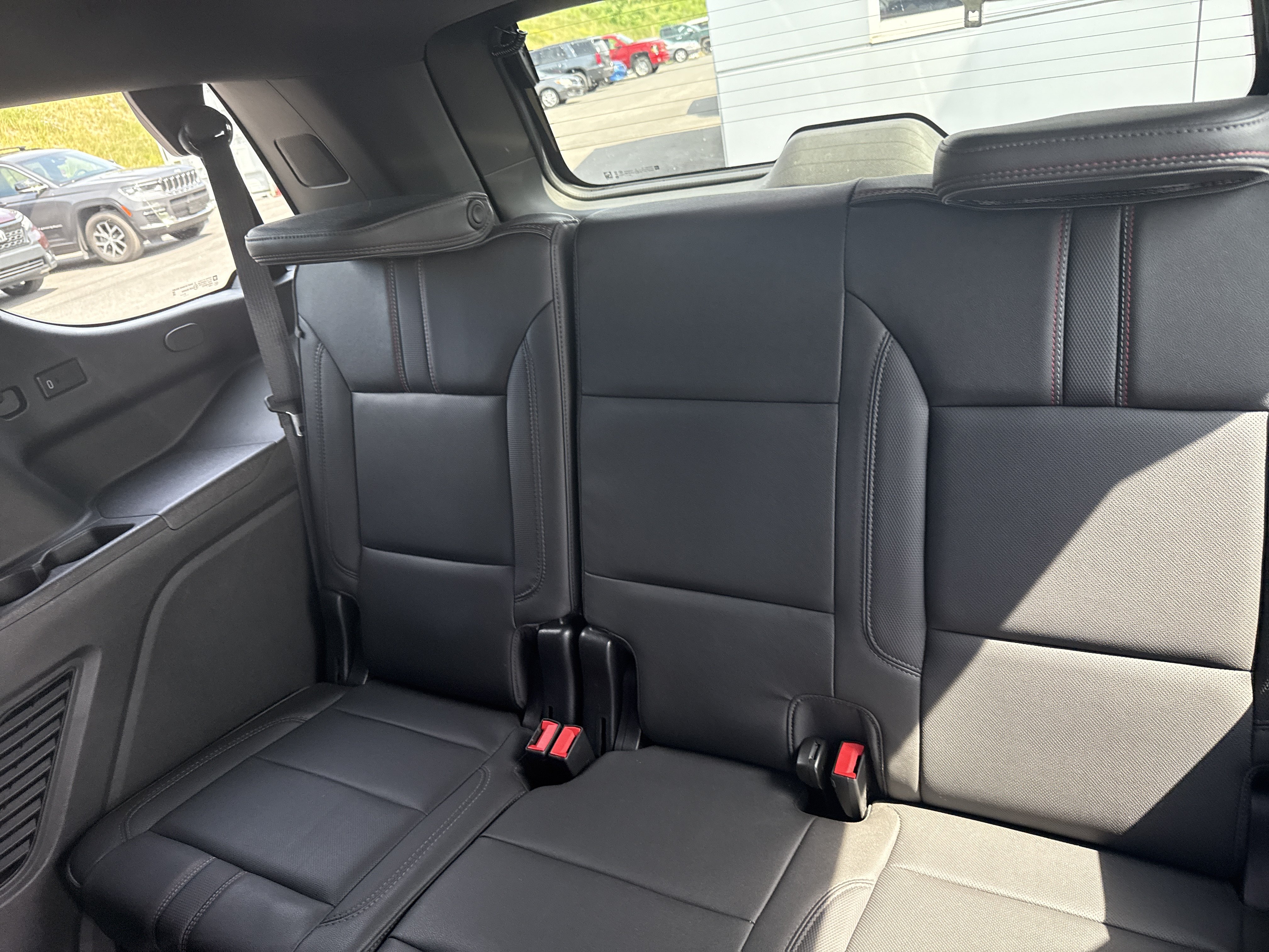 Used 2023 Chevrolet Tahoe RST AWD/4WD image 14