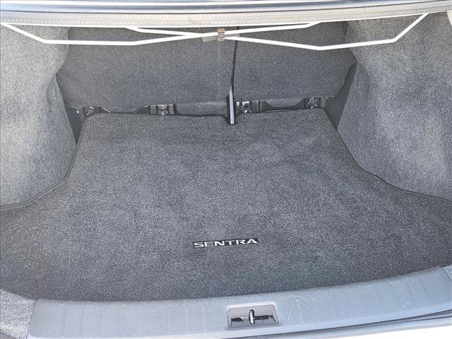 Used 2019 Nissan Sentra SV FWD image 6