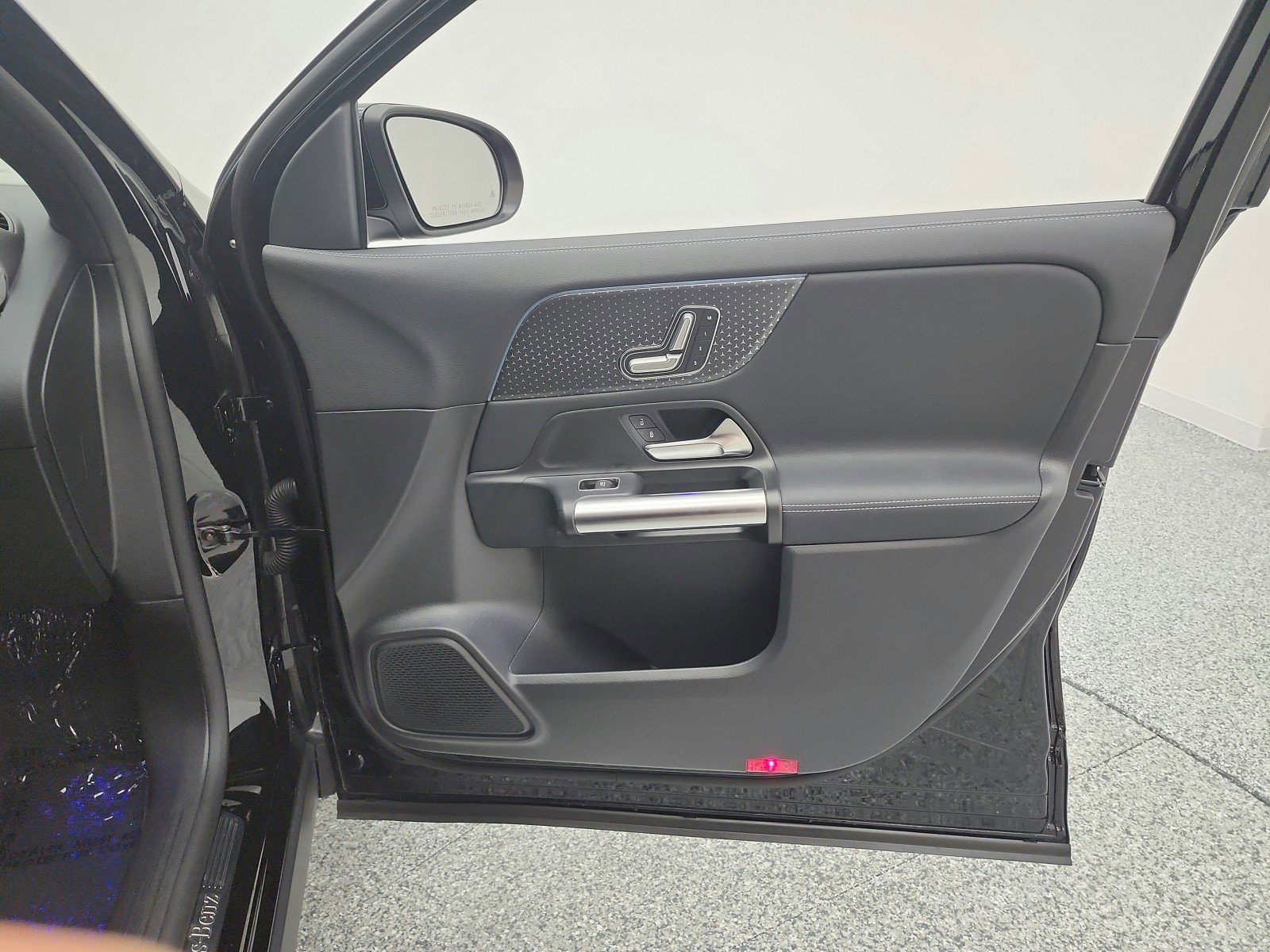 Certified 2025 Mercedes-Benz GLA 250 image 16