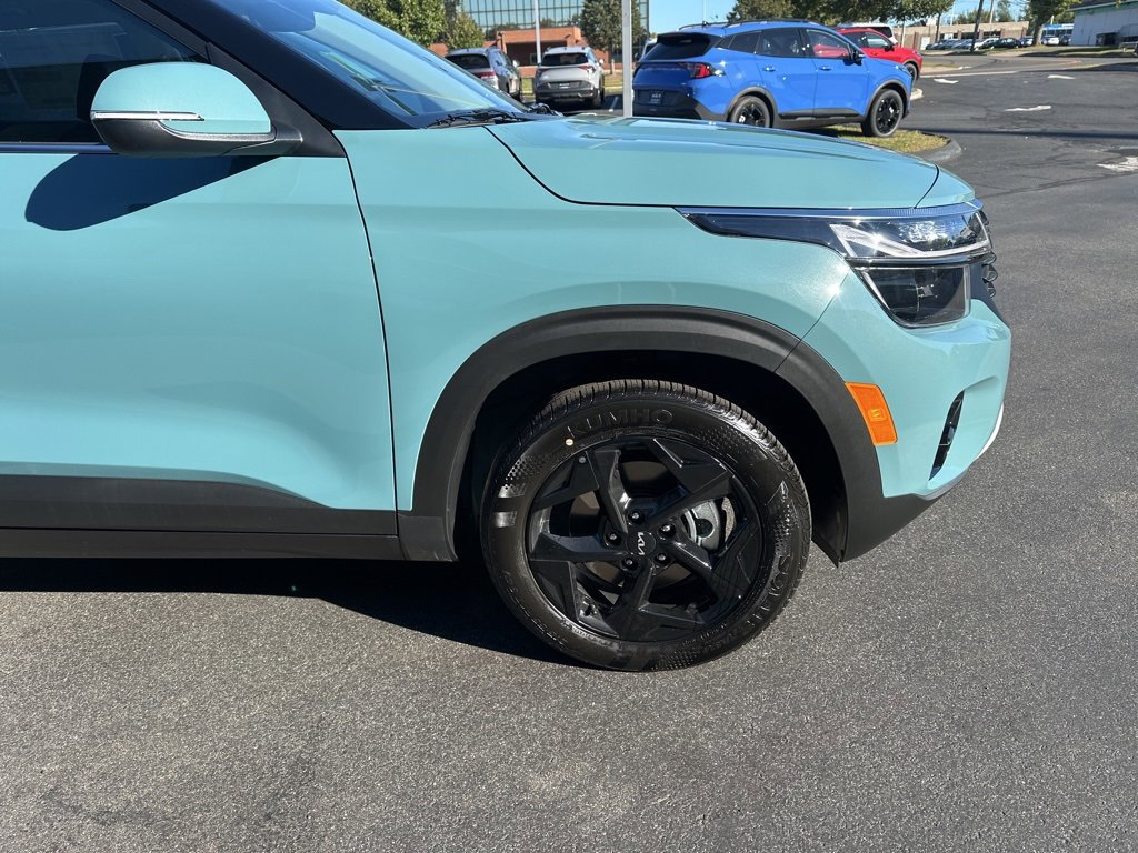 New 2026 Kia Seltos EX image 13
