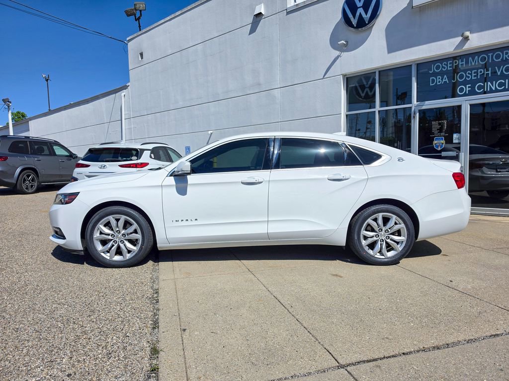Used 2018 Chevrolet Impala LT FWD image 2
