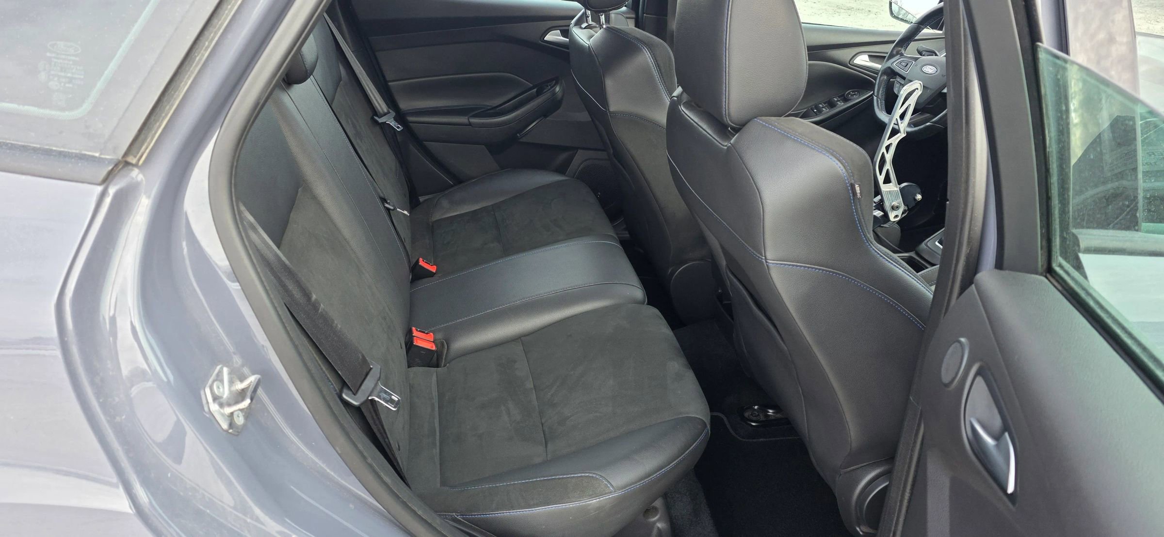 Used 2017 Ford Focus RS image 11