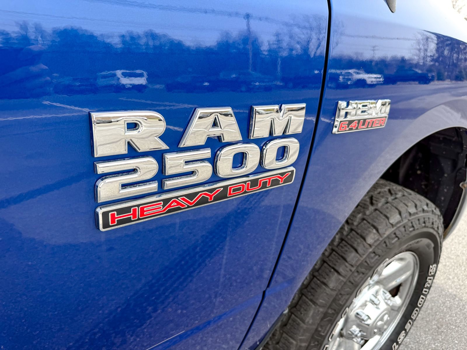 Used 2015 RAM 2500 Tradesman w/ Chrome Appearance Group image 4