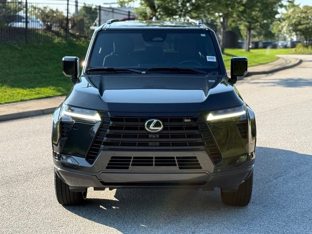 Used 2024 Lexus GX 550 AWD/4WD image 9