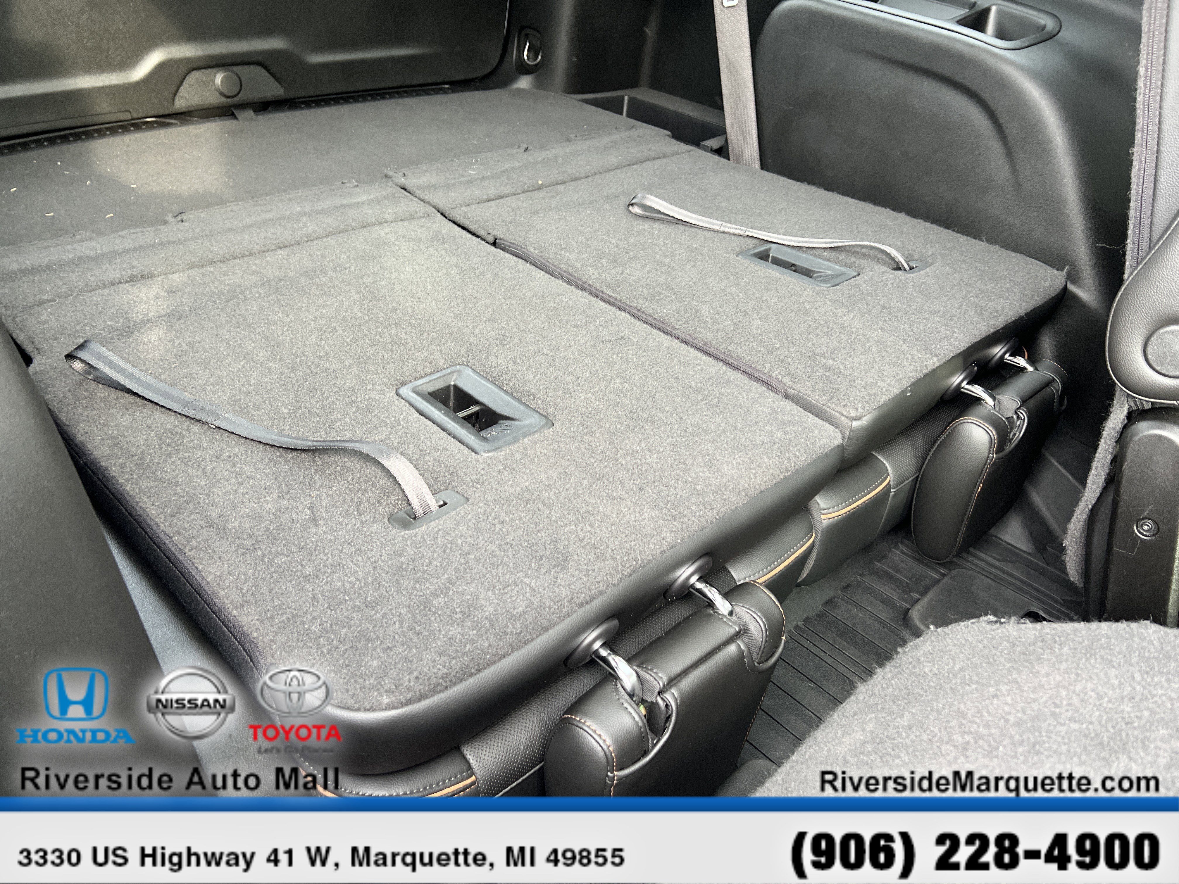 Used 2021 GMC Acadia AT4 w/ Trailering Package image 28