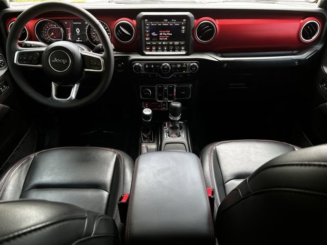 Used 2023 Jeep Gladiator Rubicon w/ LED Lighting Group AWD/4WD image 10
