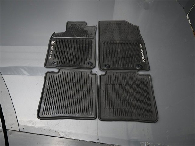 Used 2016 Lexus ES 300h image 37