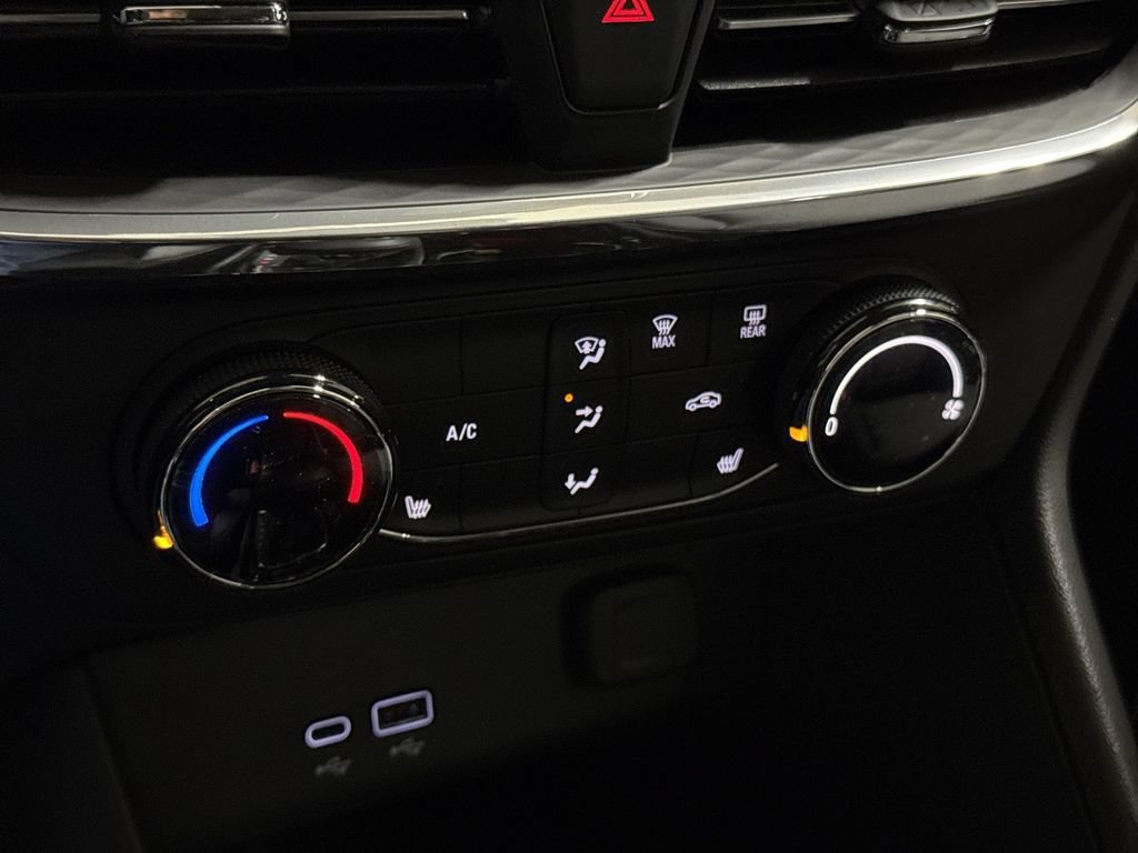 New 2026 Buick Encore GX Preferred w/ Comfort Package FWD image 16
