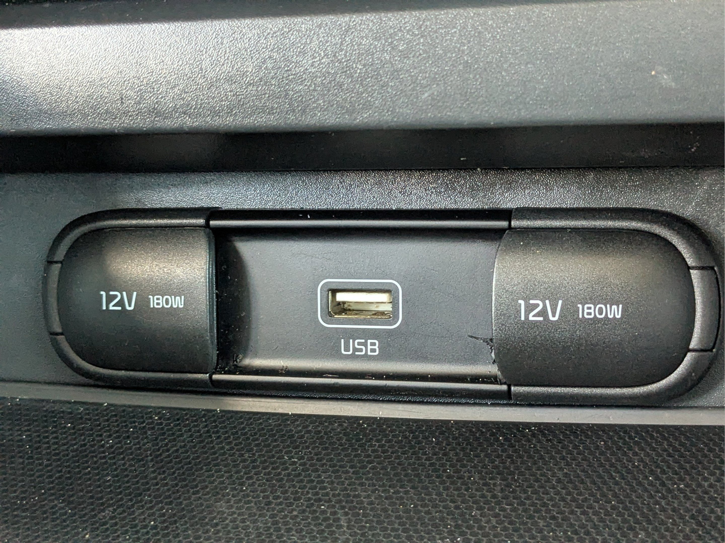 Used 2020 Kia Soul LX FWD image 19