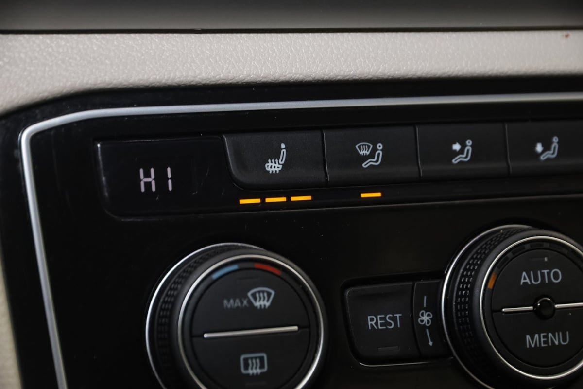 Used 2022 Volkswagen Atlas SE AWD/4WD image 8