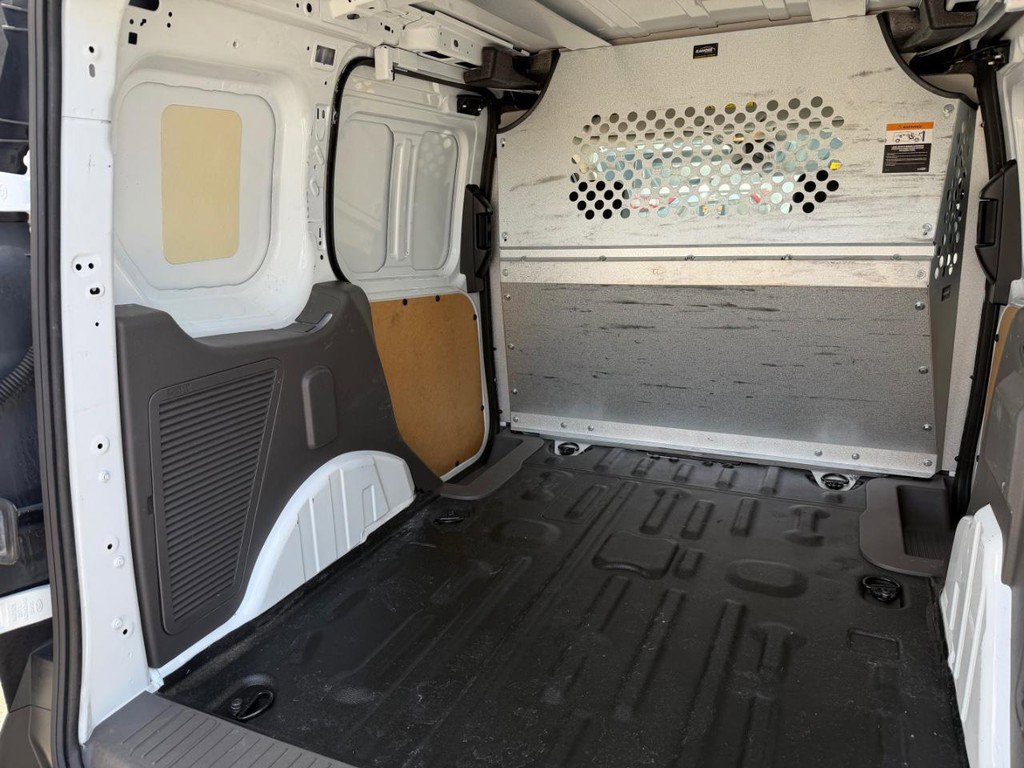 Used 2022 Ford Transit Connect XL FWD image 16