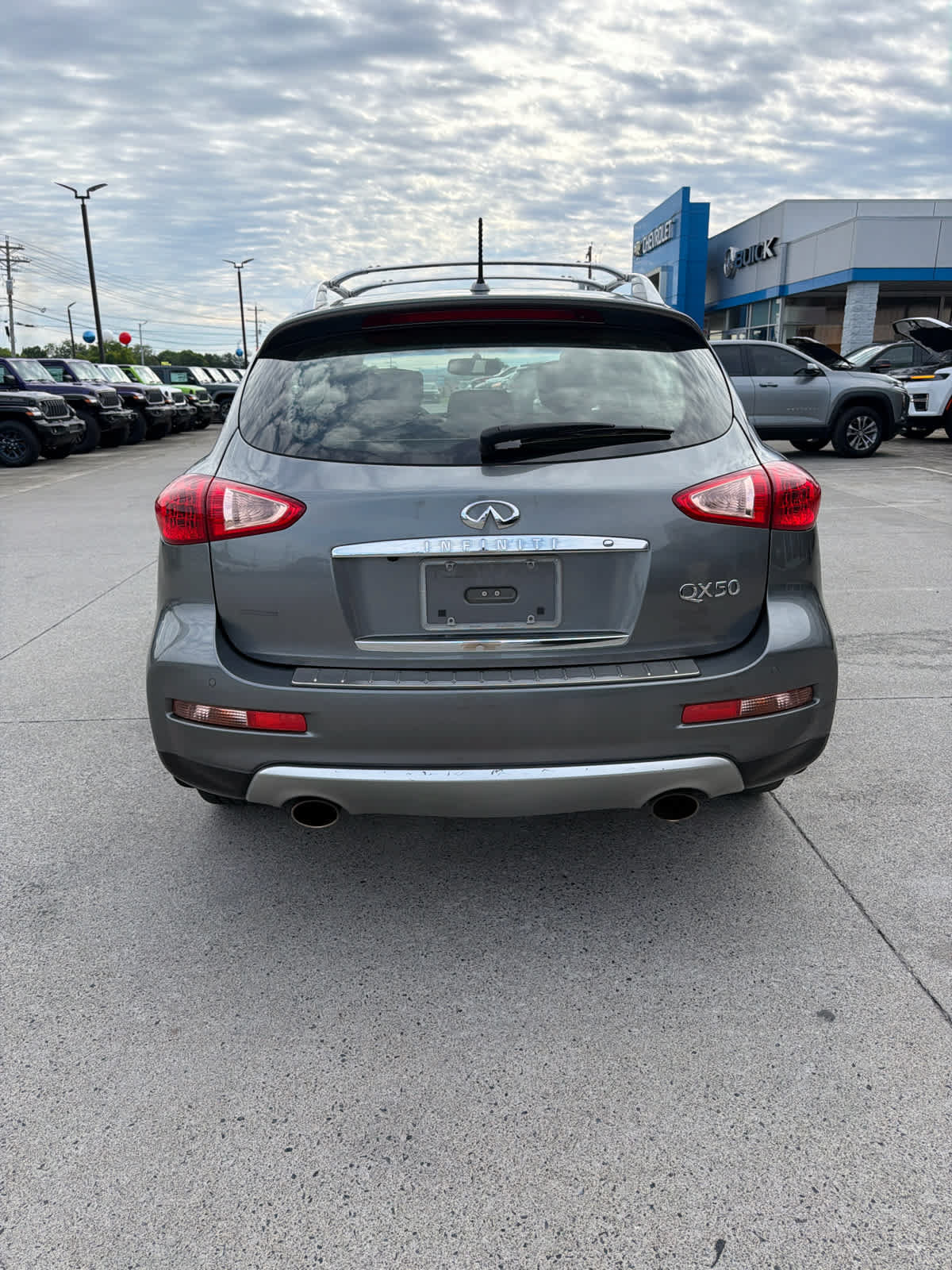 Used 2017 INFINITI QX50 AWD w/ Premium Plus Package image 8