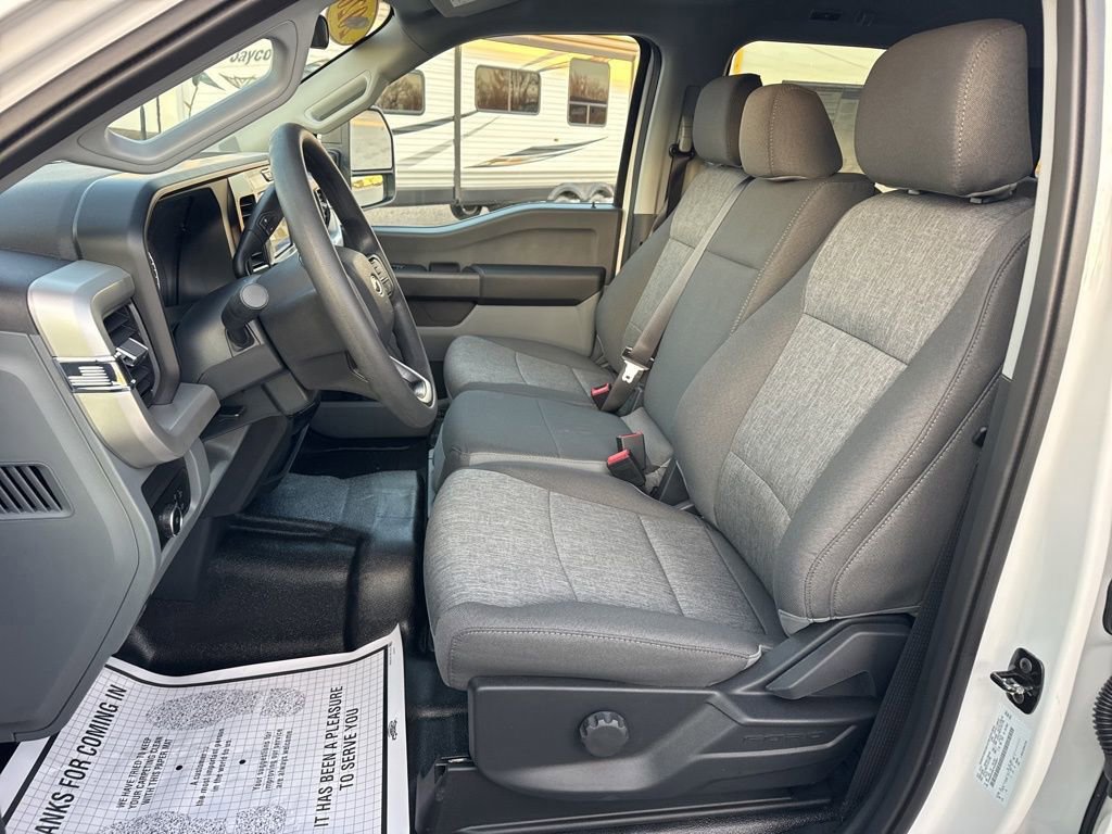 New 2026 Ford F350 XL w/ XL Chrome Package image 19