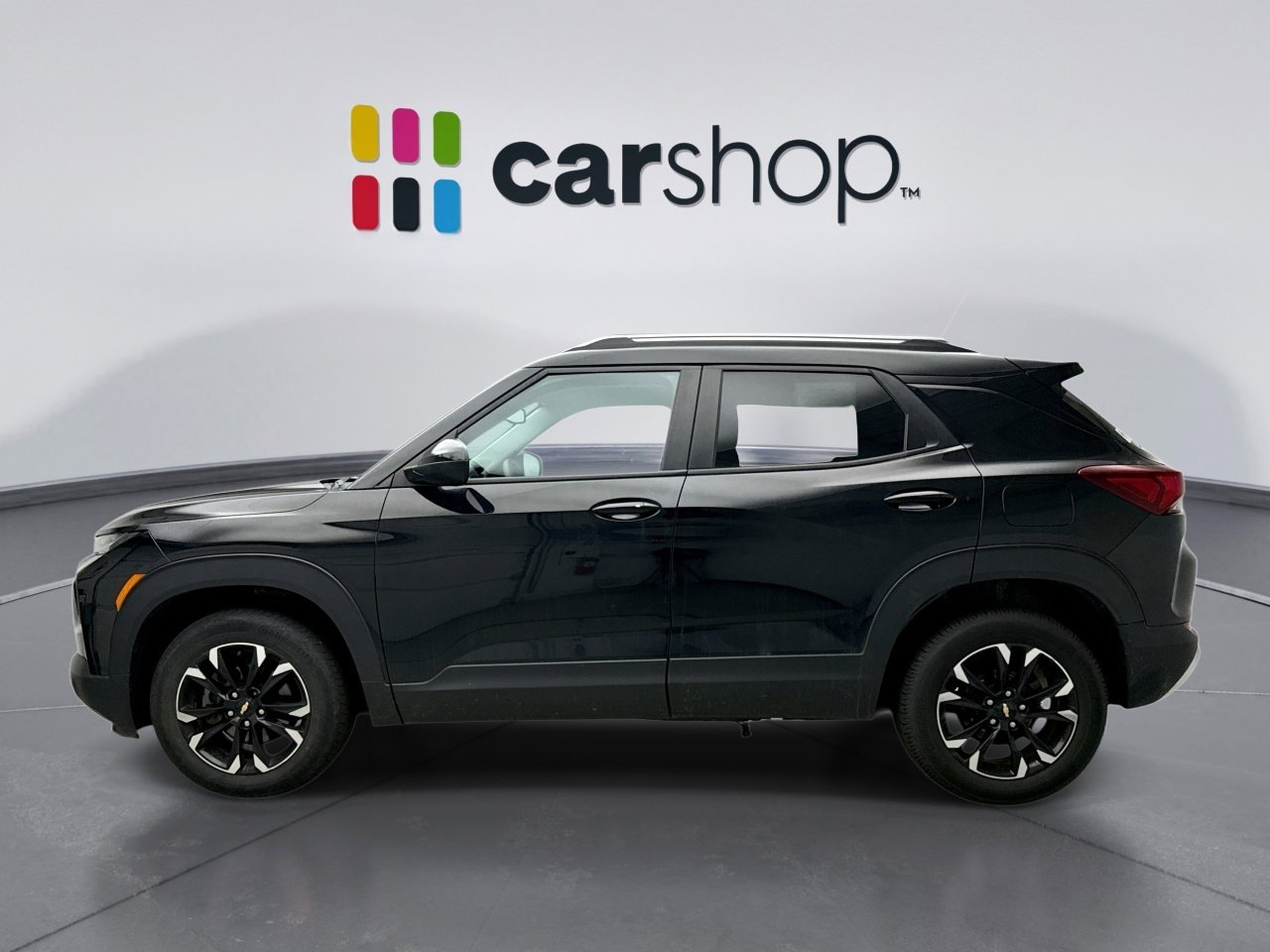 Used 2021 Chevrolet TrailBlazer LT w/ Convenience Package AWD/4WD image 2