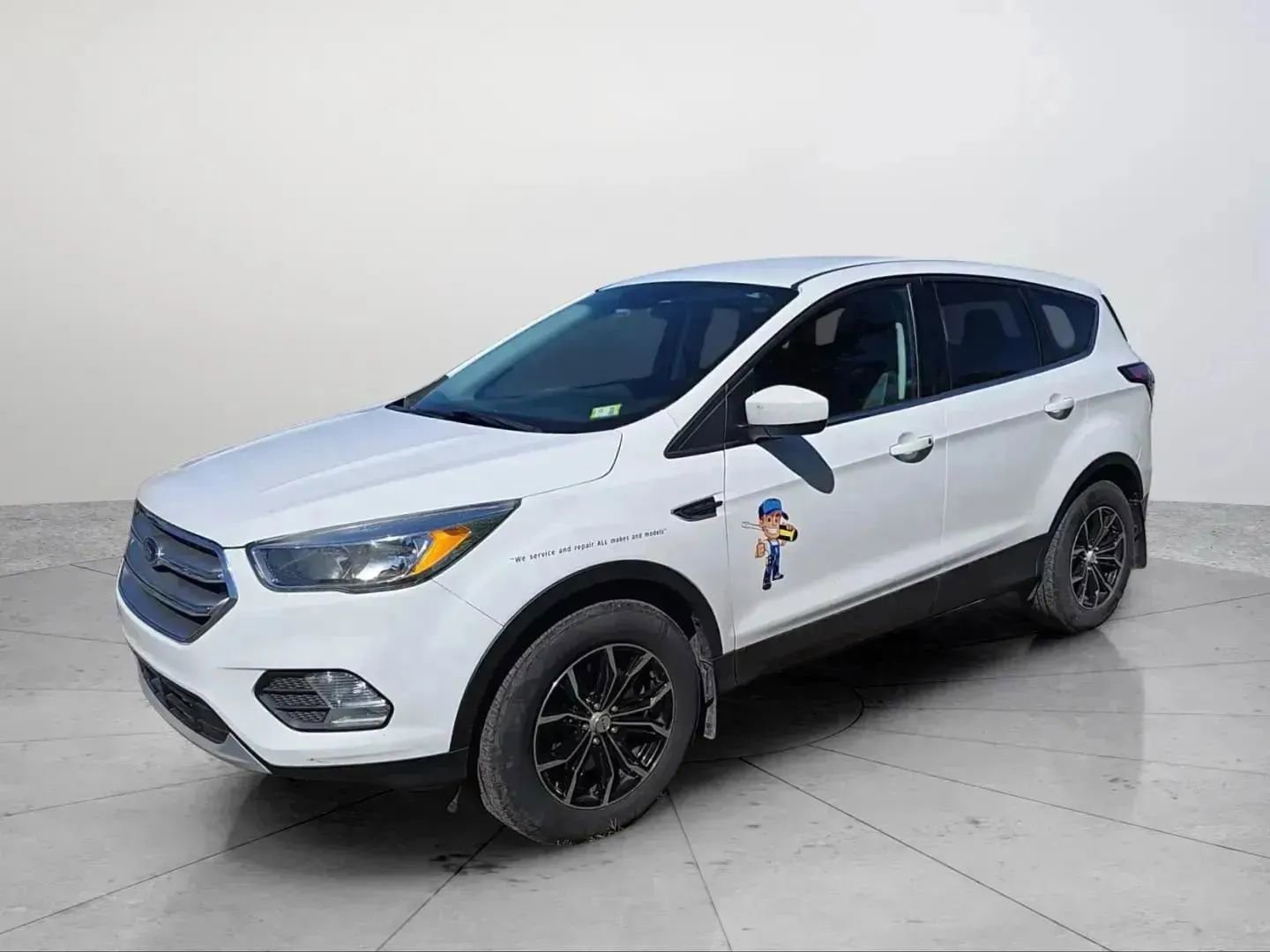 Used 2017 Ford Escape SE w/ SE Cold Weather Package AWD/4WD image 25