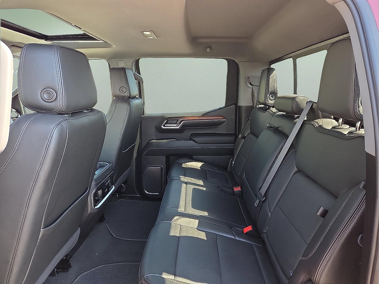 Certified 2024 GMC Sierra 1500 Denali w/ Denali Reserve Package AWD/4WD image 20