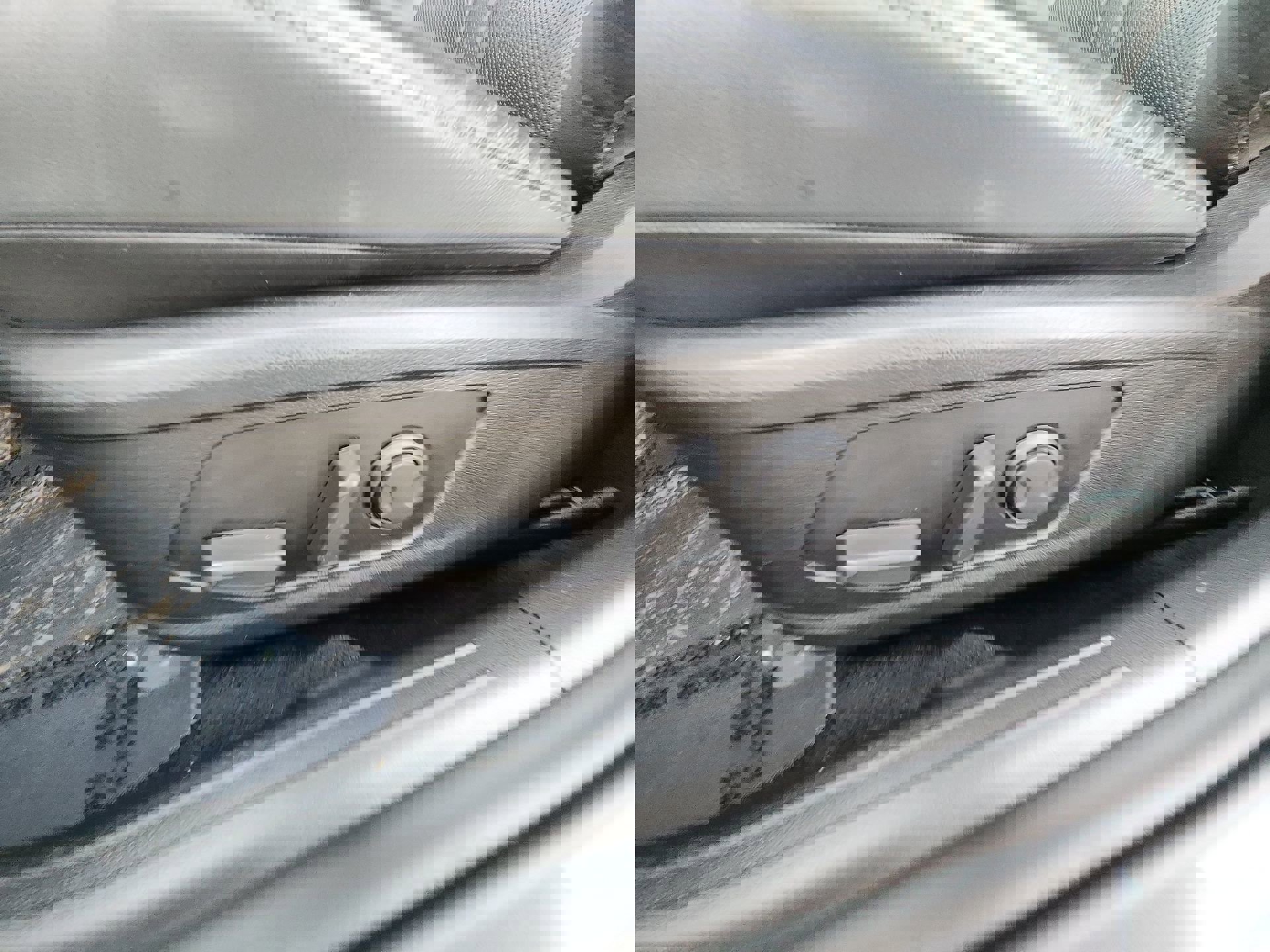 Used 2022 Hyundai Sonata Limited w/ Preferred Accessory Package image 14