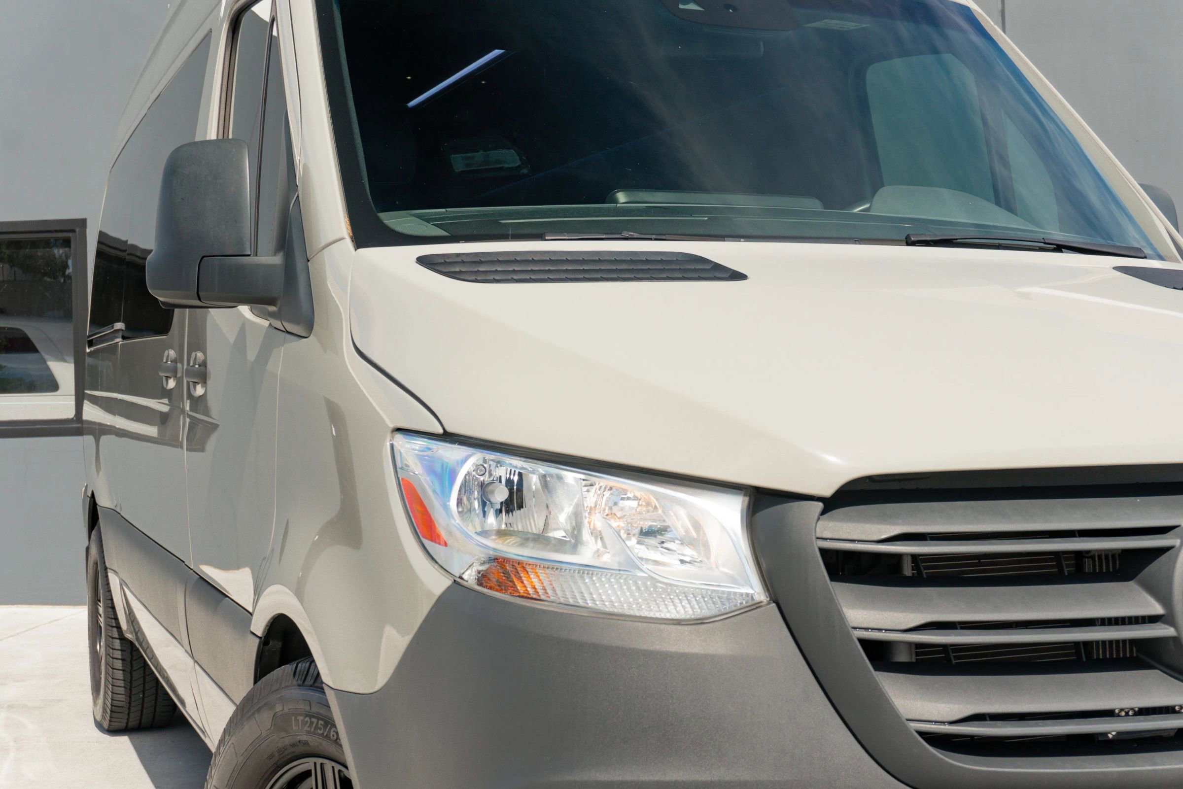 Used 2021 Mercedes-Benz Sprinter 2500 image 28