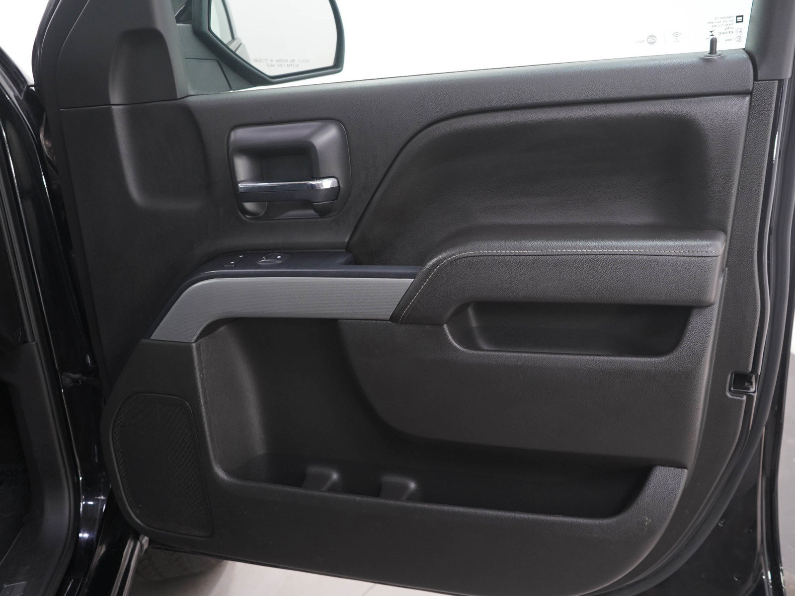 Used 2017 Chevrolet Silverado 1500 LT w/ All Star Edition AWD/4WD image 12