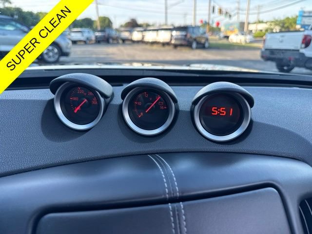 Used 2014 Nissan 370Z Touring RWD image 10
