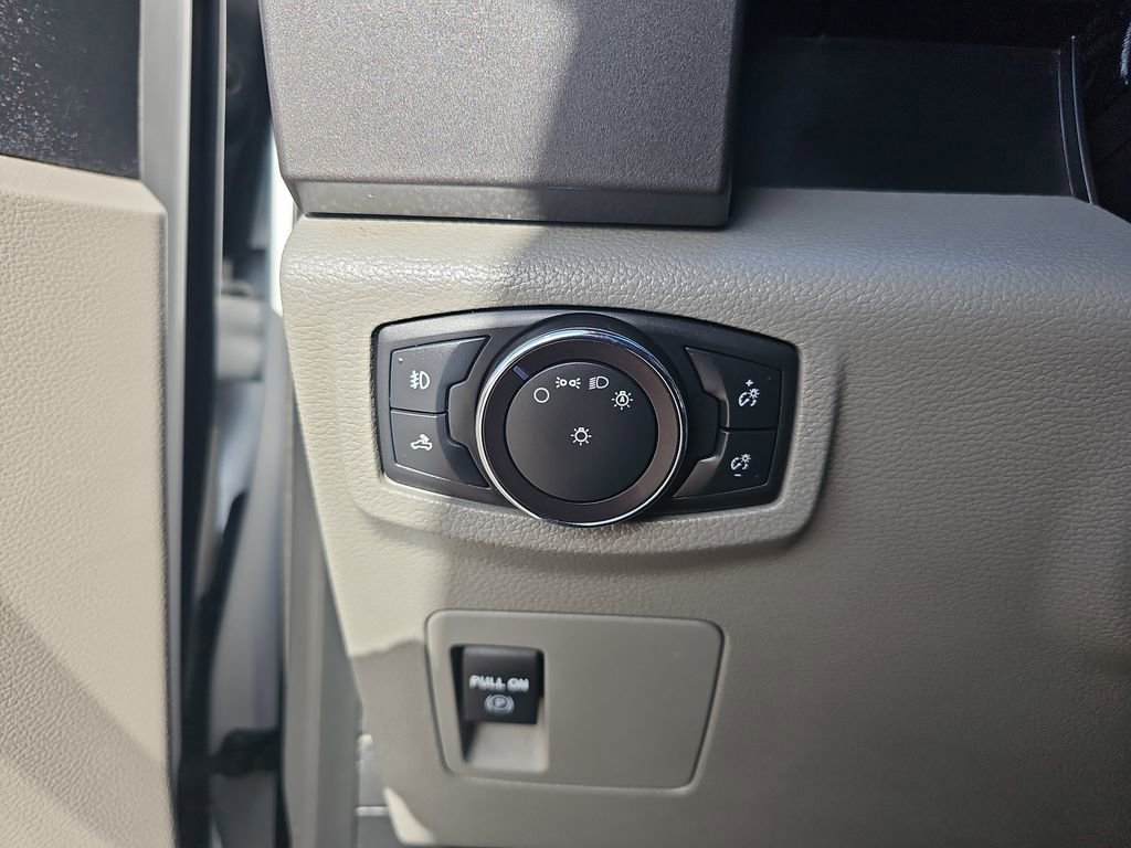 Used 2019 Ford F150 XLT w/ Trailer Tow Package image 25