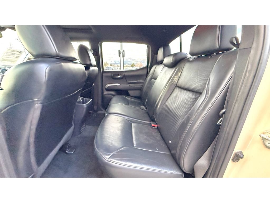 Used 2018 Toyota Tacoma Limited image 20