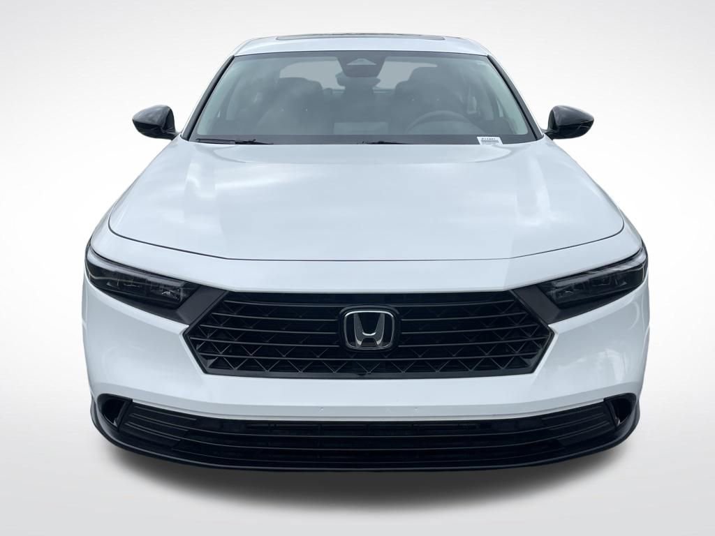 Certified 2025 Honda Accord SE image 9