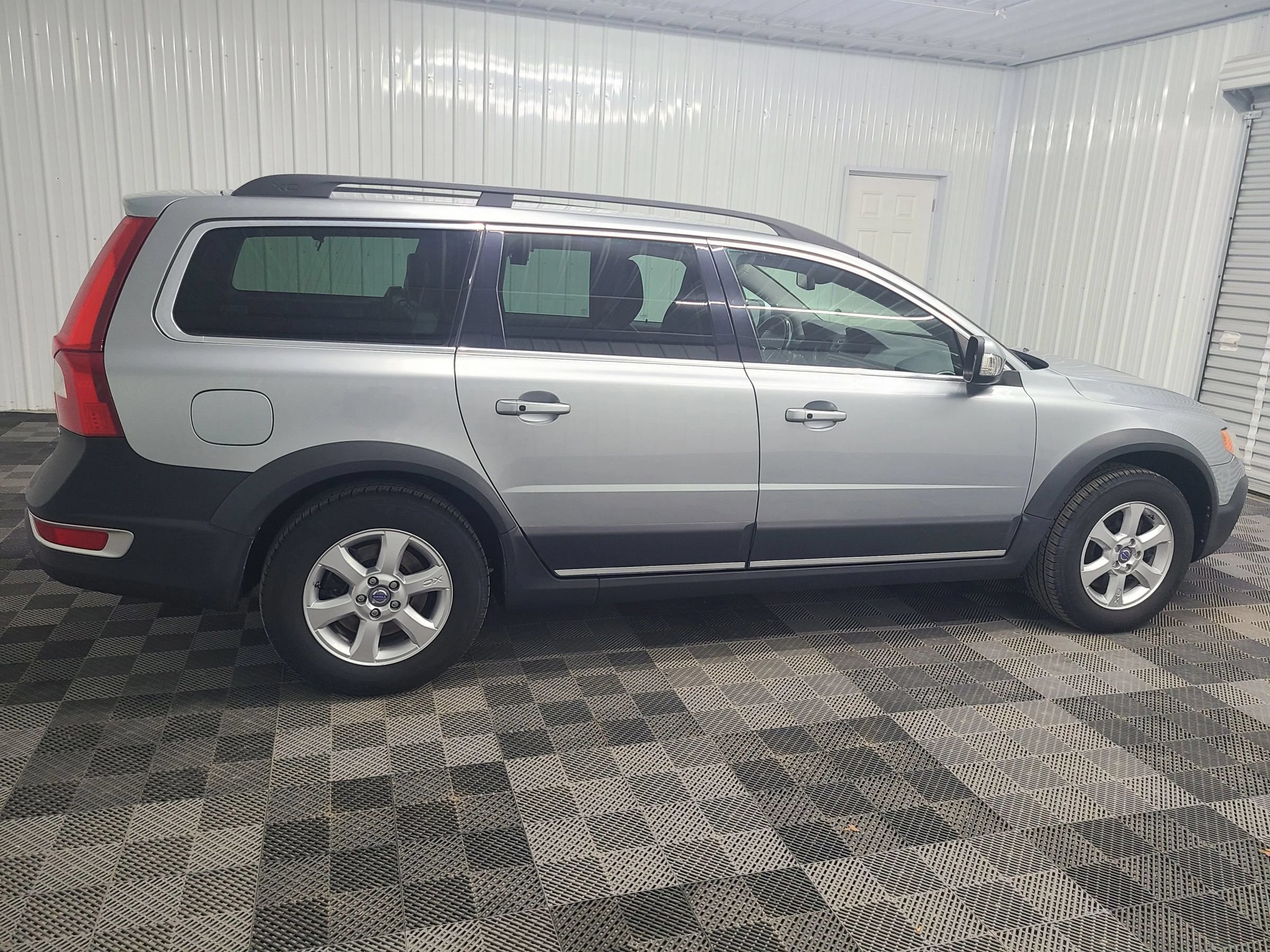Used 2013 Volvo XC70 3.2 AWD/4WD image 12