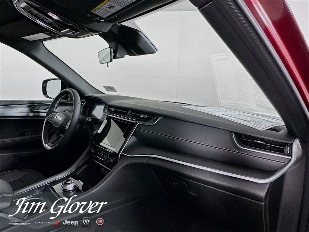 New 2025 Jeep Grand Cherokee L Altitude image 20