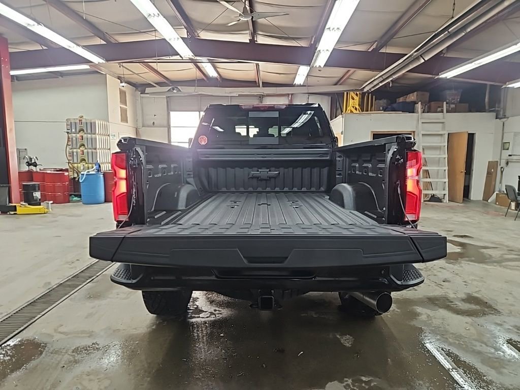 New 2026 Chevrolet Silverado 2500 ZR2 image 37
