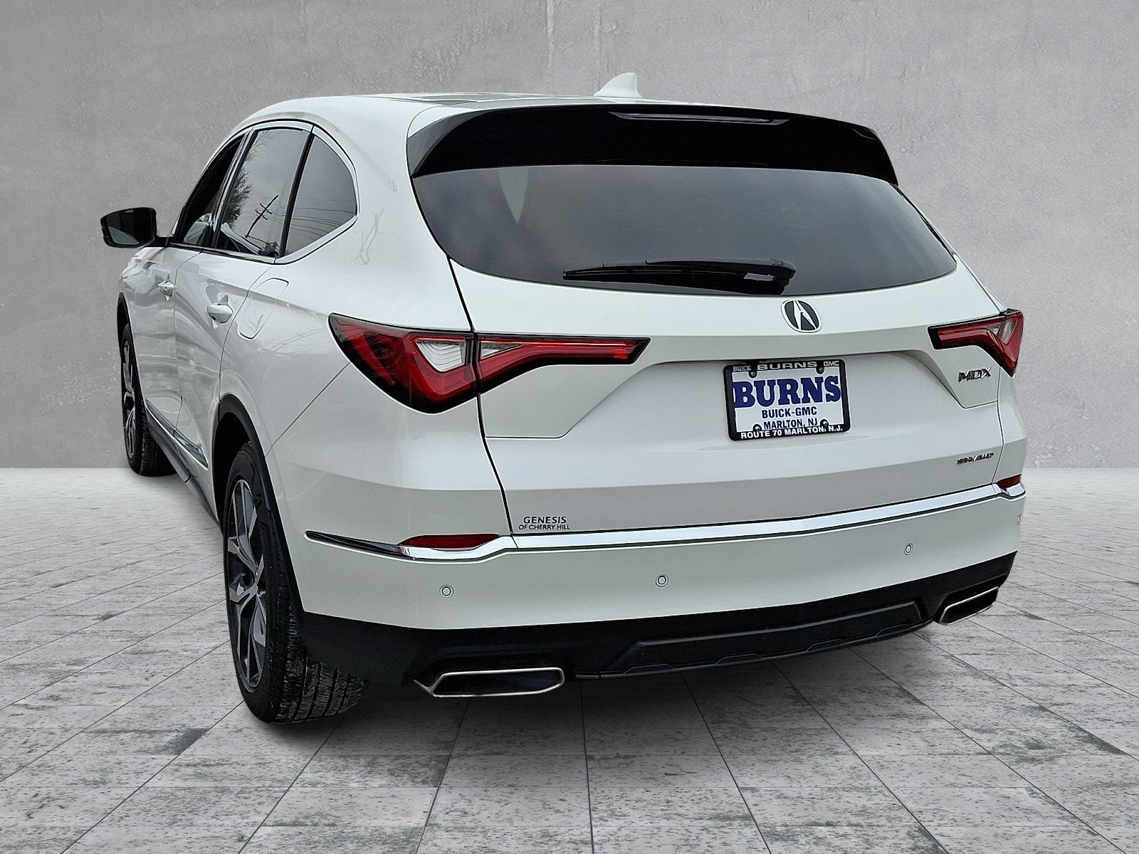 Used 2023 Acura MDX w/ Technology Package image 8