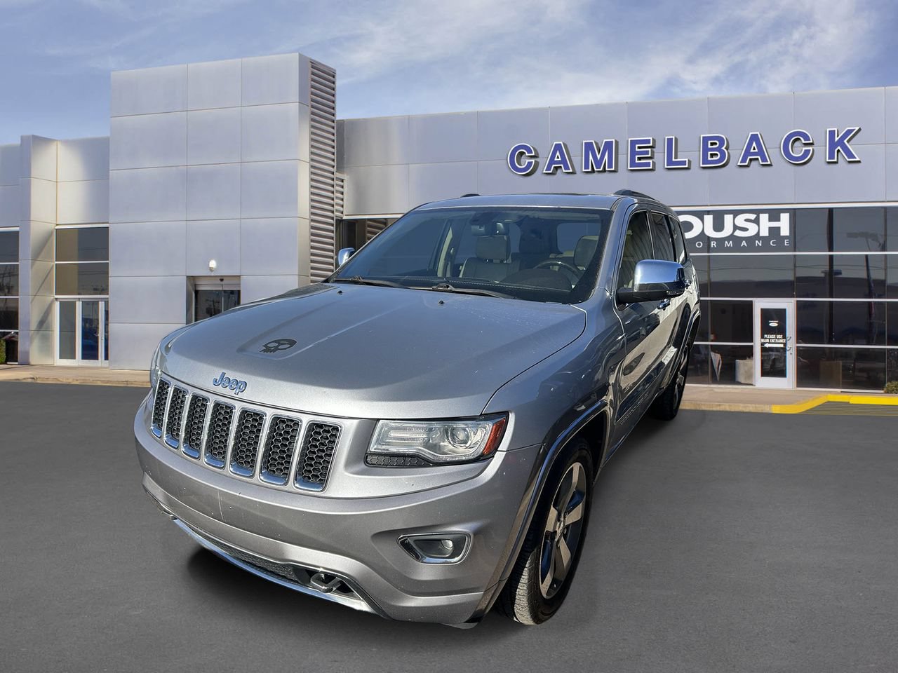 Used 2014 Jeep Grand Cherokee Overland w/ Trailer Tow Group IV RWD image 2