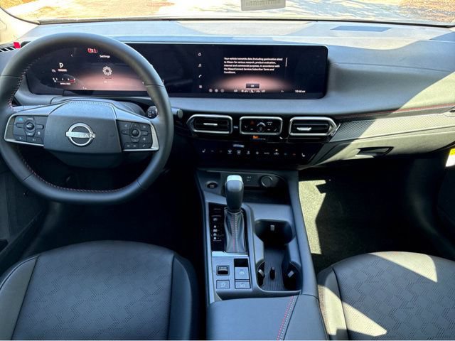 New 2026 Nissan Sentra SR w/ SR Premium Package FWD image 4