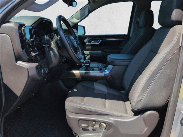 Used 2024 Chevrolet Silverado 1500 LT Trail Boss w/ Convenience Package II AWD/4WD image 22