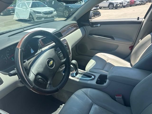 Used 2016 Chevrolet Impala LTZ FWD image 9