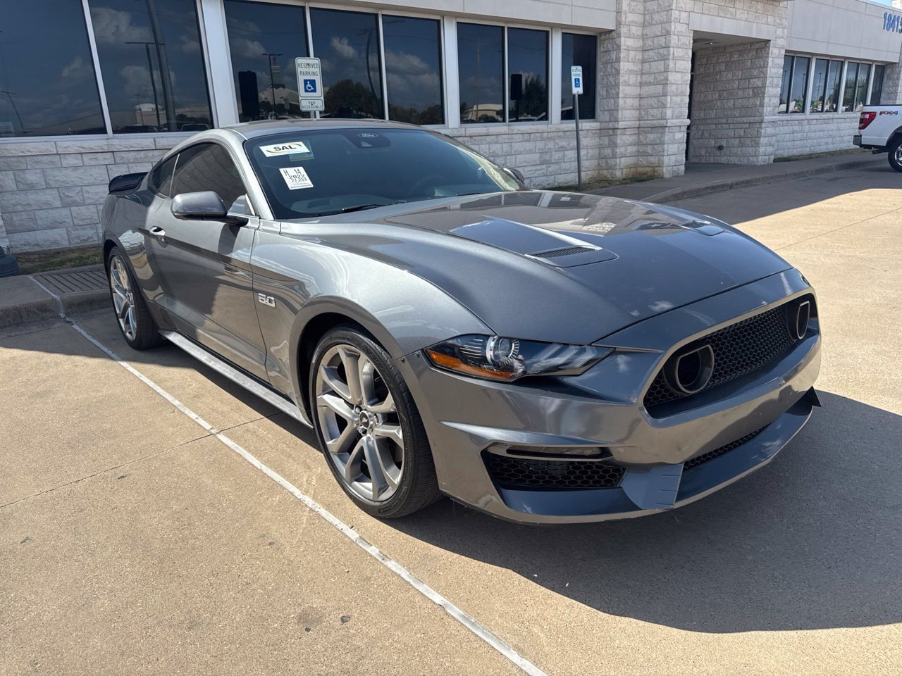 Used 2022 Ford Mustang GT Premium w/ Equipment Group 401A RWD image 4