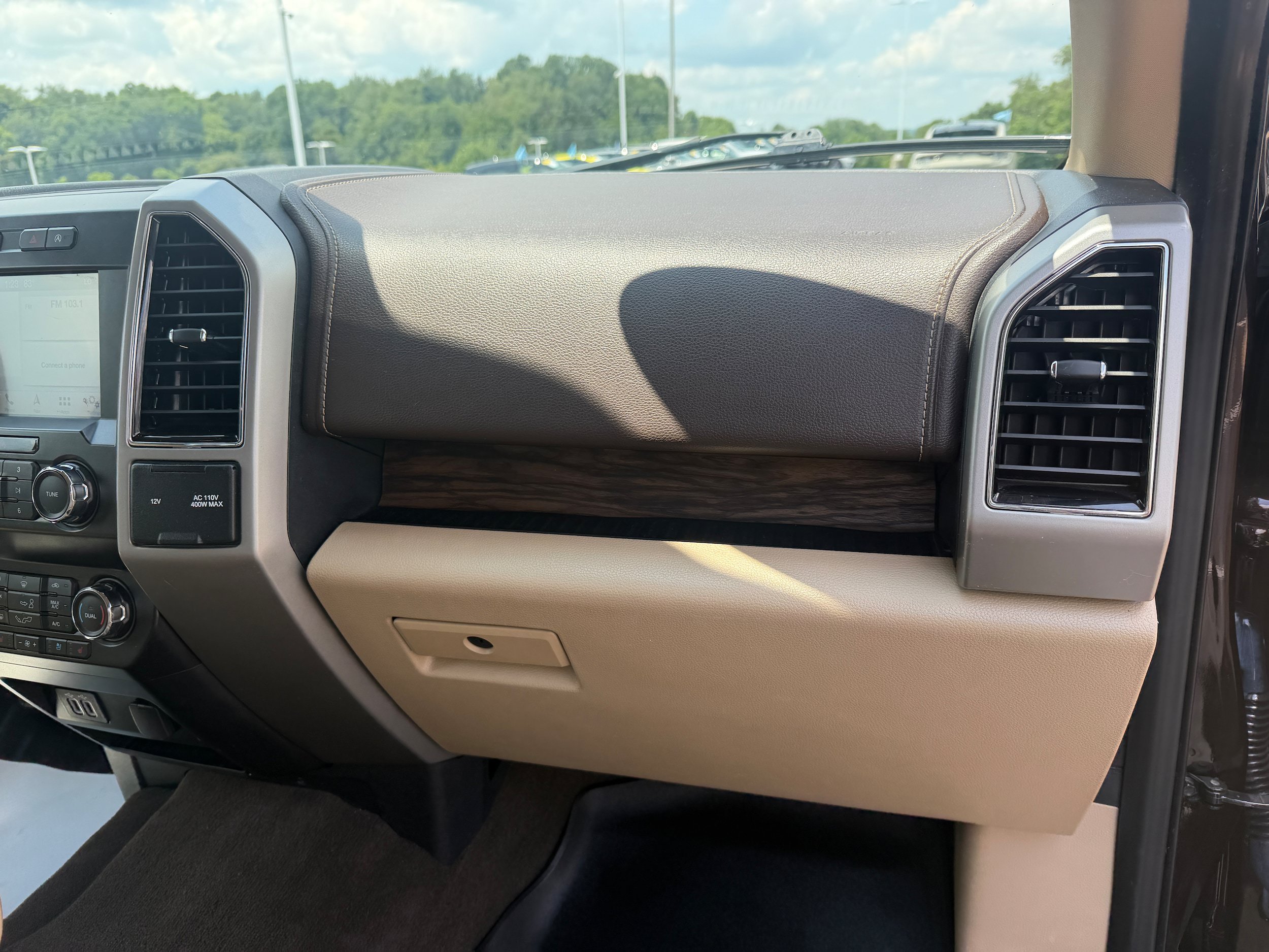 Used 2019 Ford F150 Lariat AWD/4WD image 18