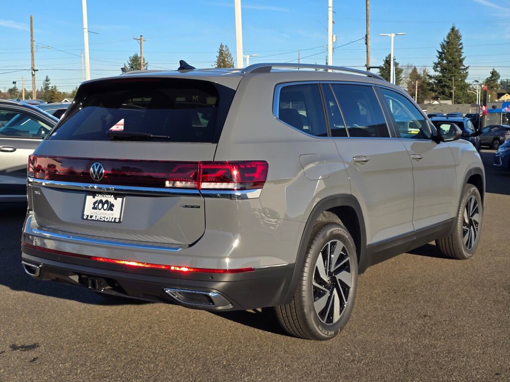 New 2026 Volkswagen Atlas SEL image 4