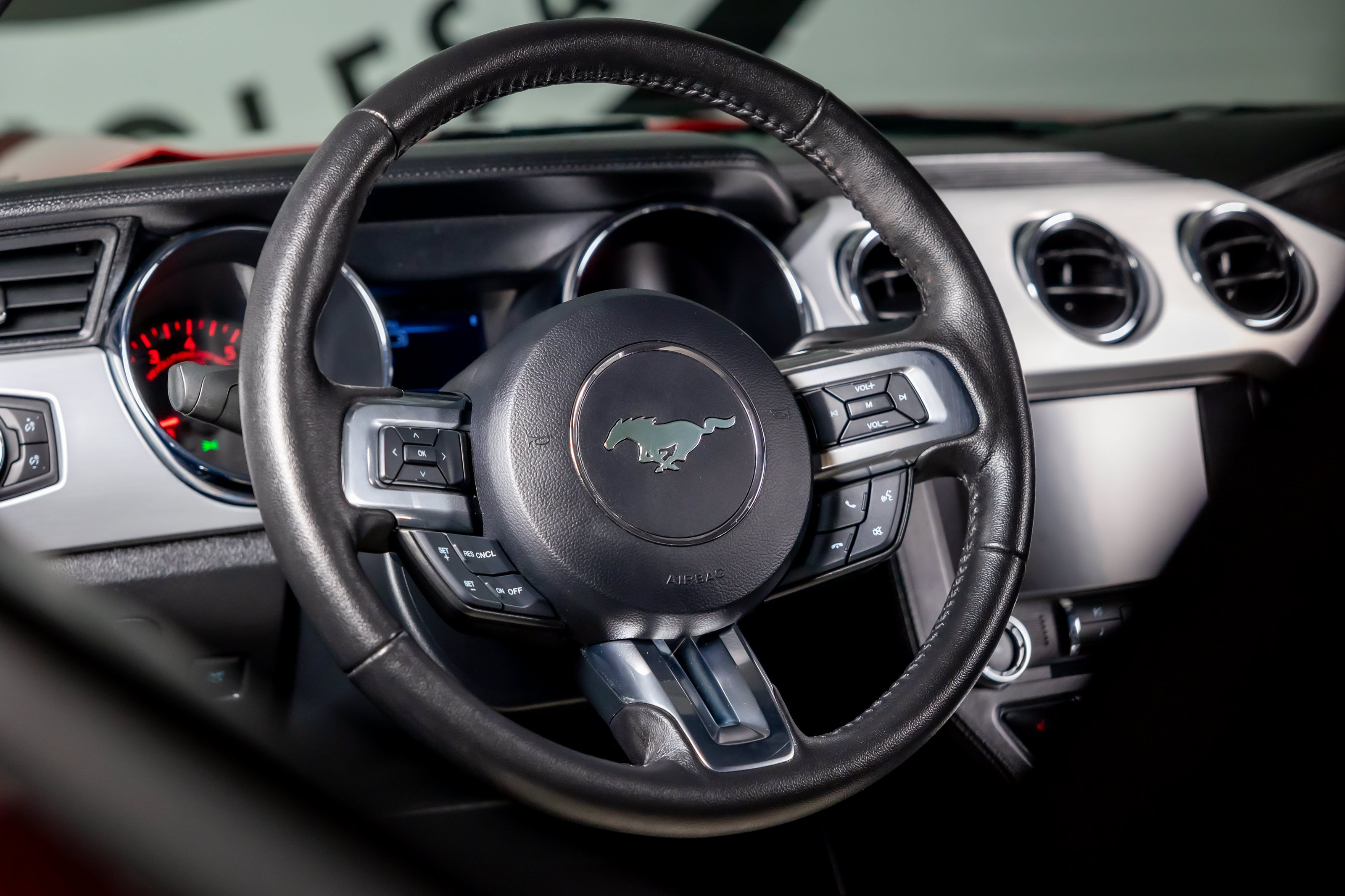 Used 2017 Ford Mustang GT Premium RWD image 34
