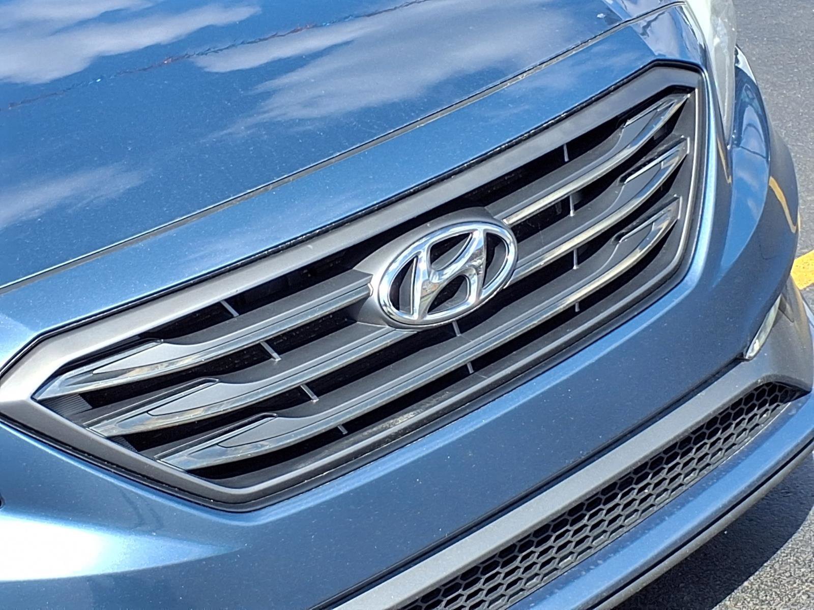 Used 2016 Hyundai Sonata Sport w/ Option Group 03 FWD image 33