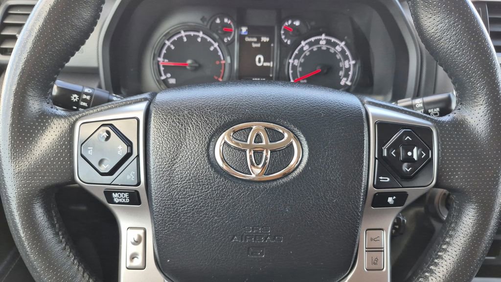 Used 2020 Toyota 4Runner TRD Off-Road Premium image 19