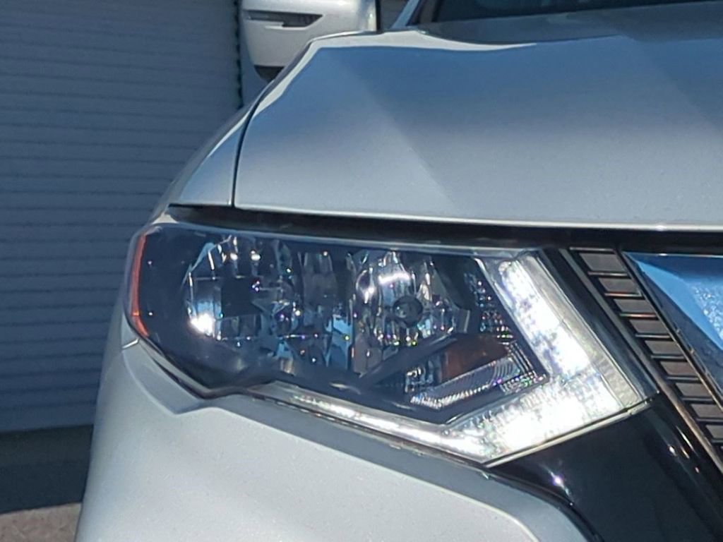 Certified 2020 Nissan Rogue S w/ Special Edition Package image 10