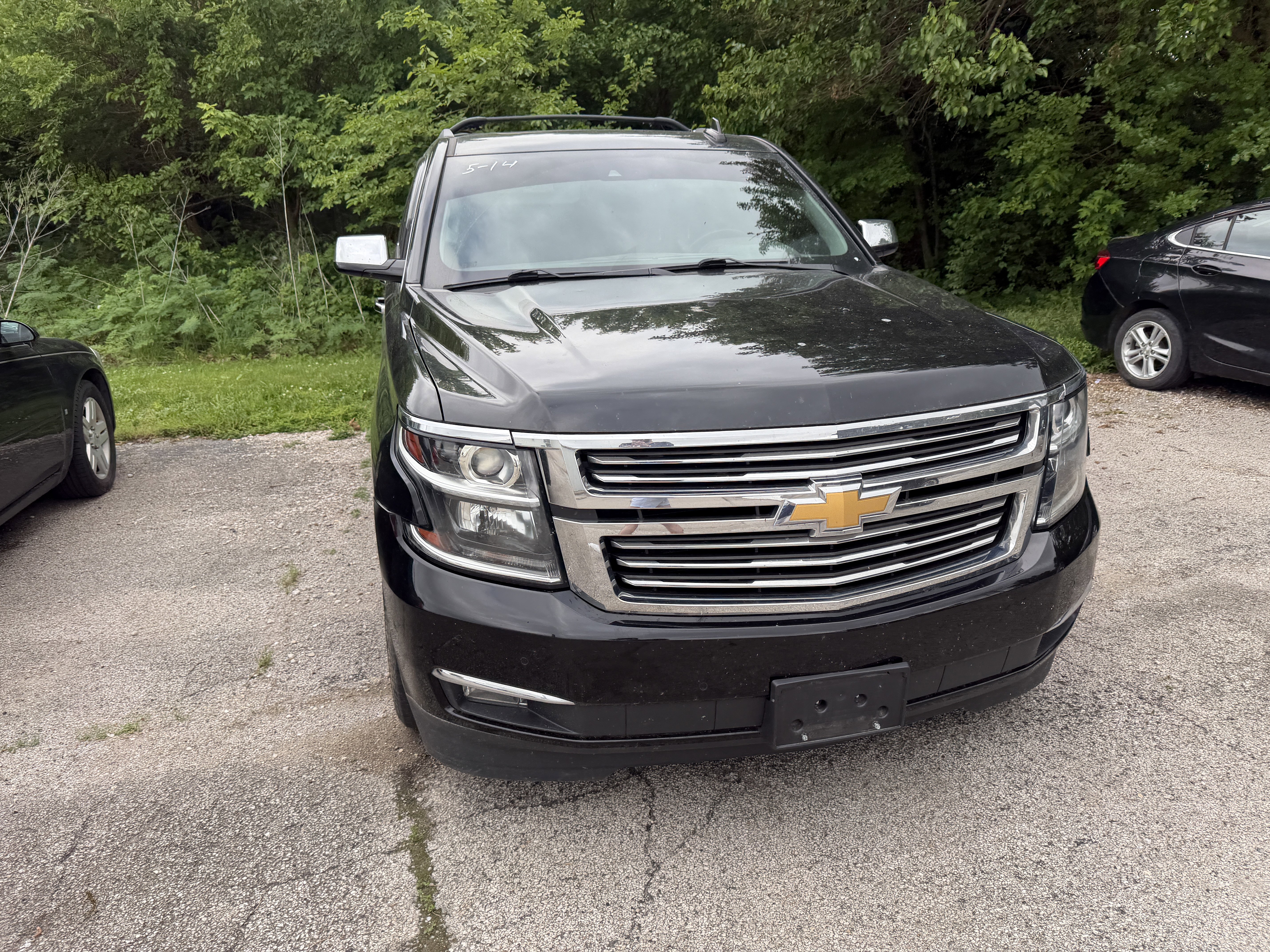 Used 2020 Chevrolet Tahoe Premier AWD/4WD image 2