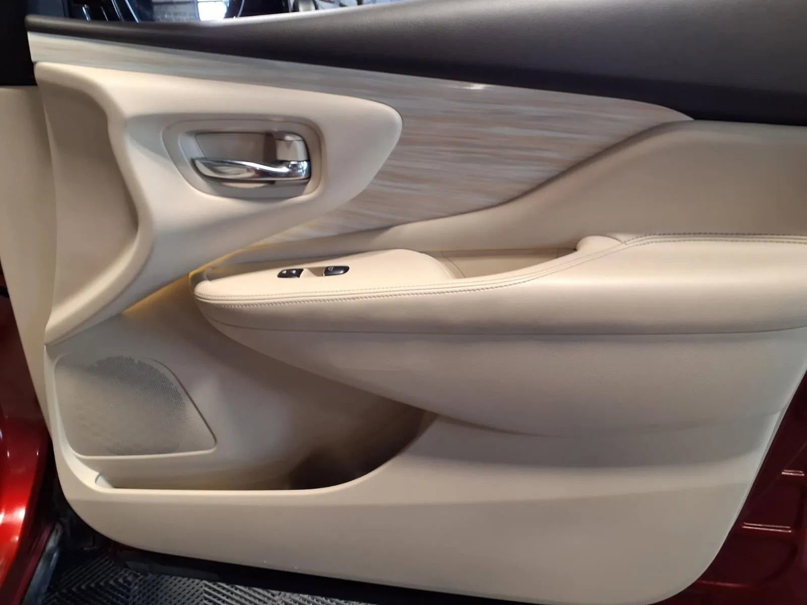 Used 2015 Nissan Murano Platinum w/ Platinum Technology Package AWD/4WD image 11