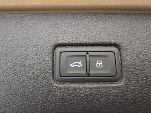 New 2026 Audi Q7 3.0T Prestige image 35