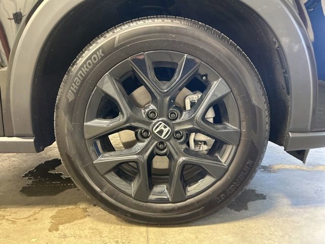 Certified 2025 Honda HR-V Sport image 12
